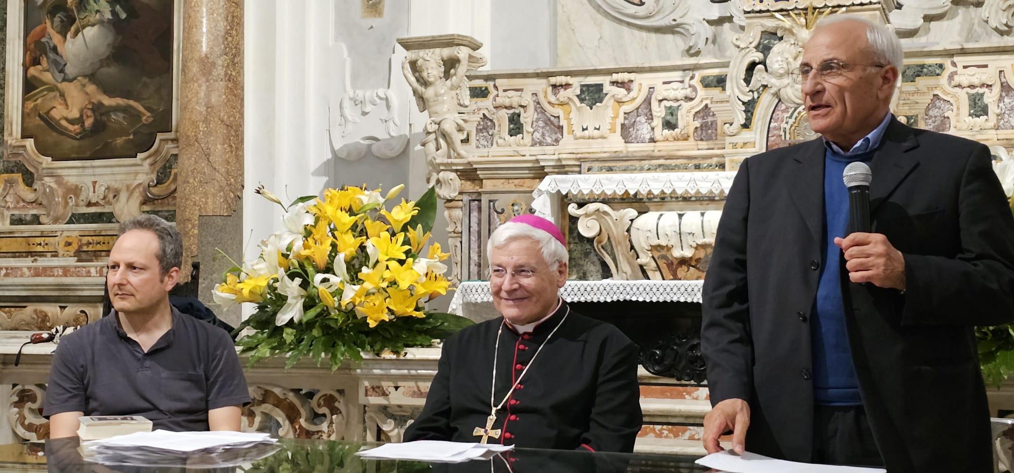 Don Fernando Russo, il vescovo Francesco Marino, don Pasquale Capasso