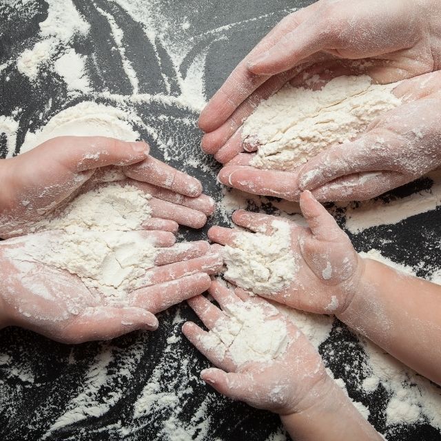 Nel rito del pane cerchiamo il lievito della genitorialità